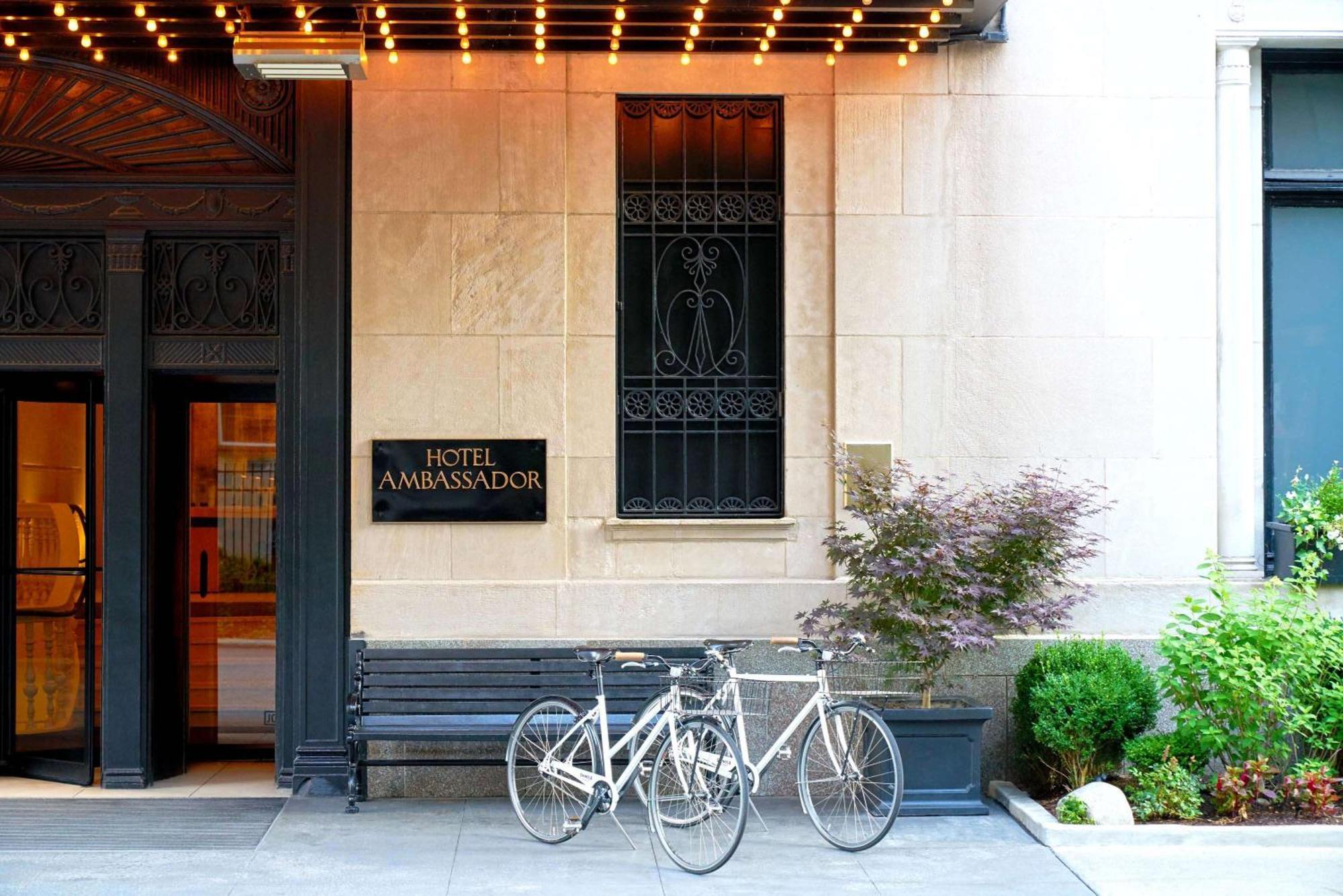 מלון Ambassador Chicago, Part Of Jdv By Hyatt מראה חיצוני תמונה